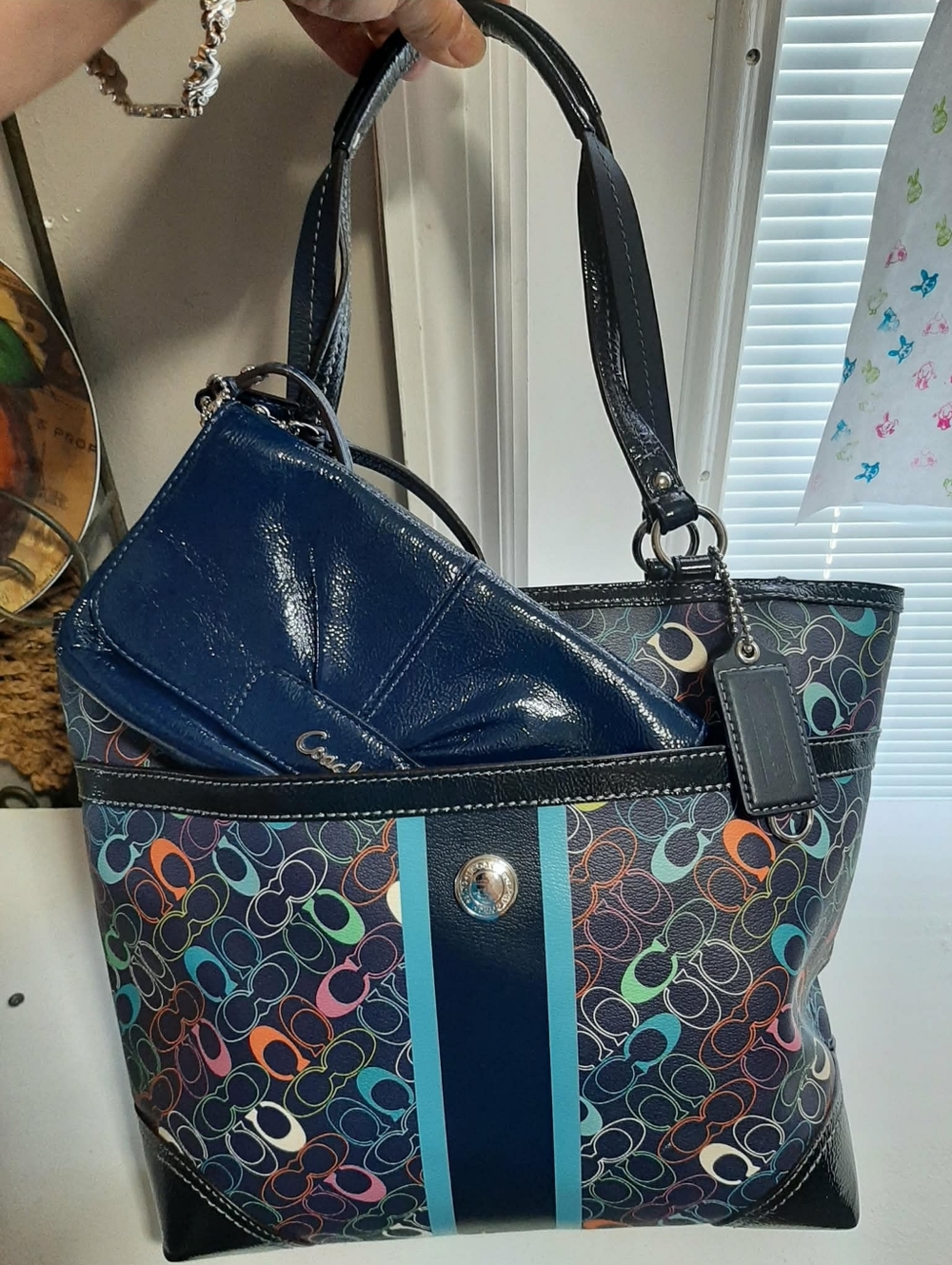 COACH "Chelsea" Heritage Signature Stripe Tote & "Ashley" Wallet 2 Pc Set - Picture 8 of 15